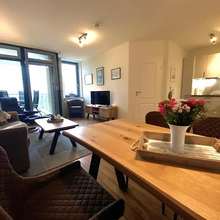 Ostseeblick Direkt Am Suedstrand - Mit Strandkorb Apartamento