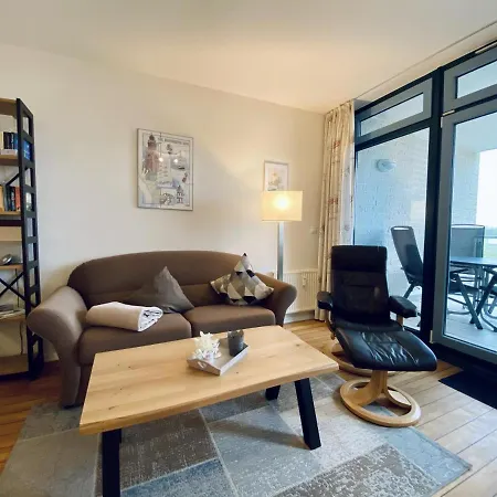 Апартаменты Ostseeblick Direkt Am Suedstrand - Mit Strandkorb Фемарн